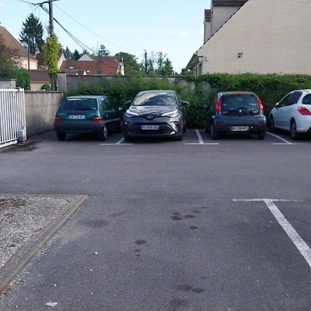 Villeneuve-Saint-Denis Appartement Cosy - Disneyland & Villages Nature מראה חיצוני תמונה