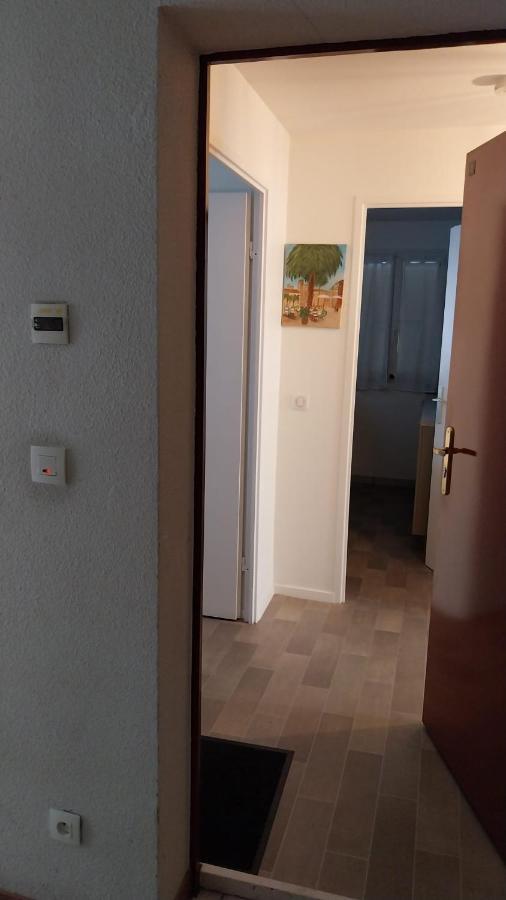 Villeneuve-Saint-Denis Appartement Cosy - Disneyland & Villages Nature מראה חיצוני תמונה